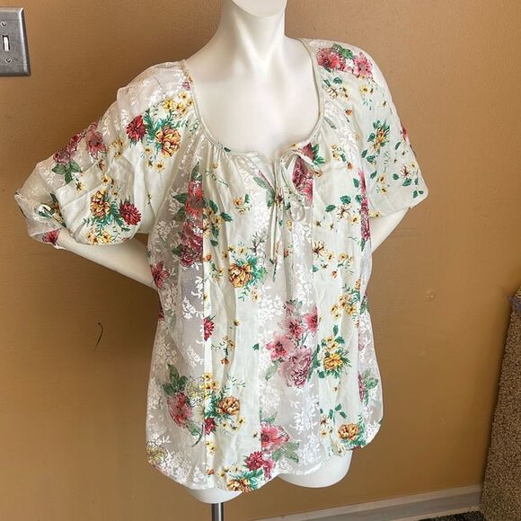 Anthropologie Fig and Flower Floral Cold Shoulder Top Size Medium - Picture 1 of 13